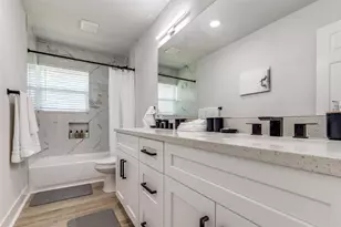 4034 Woodfin St, Houston, TX 77025 - Photo 15