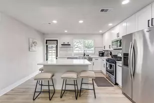 4034 Woodfin St, Houston, TX 77025 - Photo 11