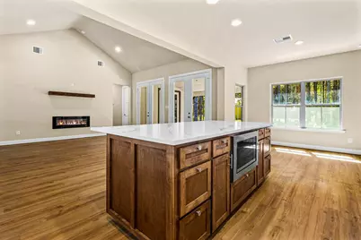 929 County Road 2307, Cleveland, TX 77327 - Photo 17
