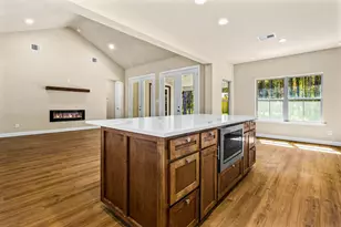 929 County Road 2307, Cleveland, TX 77327 - Photo 17