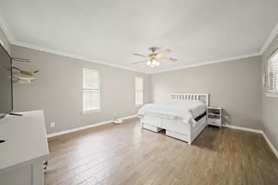 3212 Acorn Circle, Dickinson, TX 77539 - Photo 9