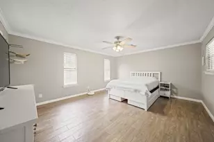 3212 Acorn Cir, Dickinson, TX 77539 - Photo 9