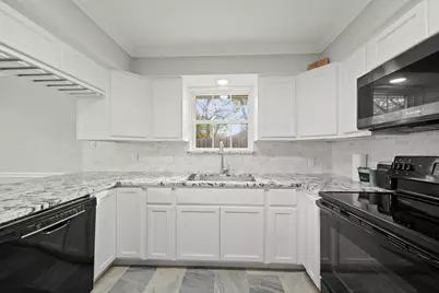 3212 Acorn Circle, Dickinson, TX 77539 - Photo 5