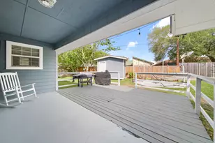 3212 Acorn Cir, Dickinson, TX 77539 - Photo 19