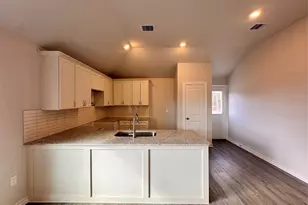106 Road 5102L, Cleveland, TX 77327 - Photo 5