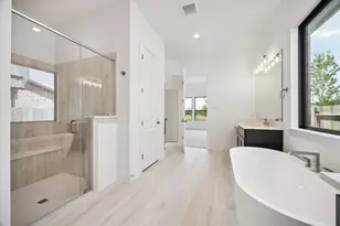 18414 Madrigal Morning St, Conroe, TX 77302 - Photo 9