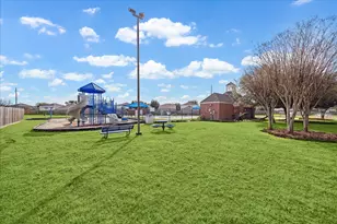 15018 Sugar Peak Dr, Sugar Land, TX 77498 - Photo 17