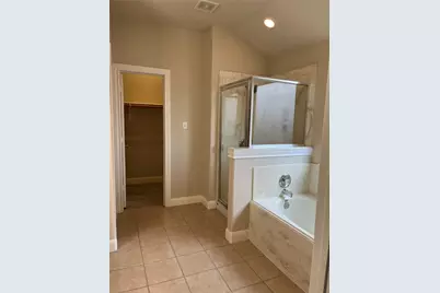 1511 Ashley Court, Tomball, TX 77375 - Photo 7