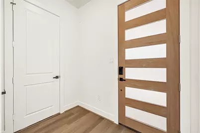 7944 Dyer Street, Houston, TX 77088 - Photo 11