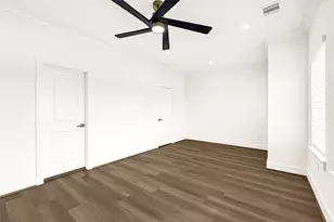 7944 Dyer St, Houston, TX 77088 - Photo 29