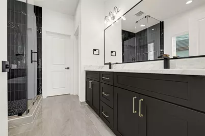 7944 Dyer Street, Houston, TX 77088 - Photo 35