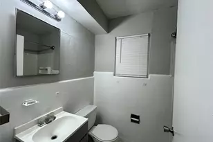 8807 Timberside Dr, Houston, TX 77025 - Photo 9