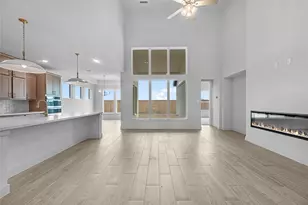 221 Silver Sage Ct, Conroe, TX 77304 - Photo 3