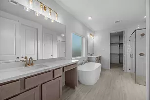 221 Silver Sage Ct, Conroe, TX 77304 - Photo 11