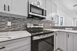 1105 Lyle W Ave, Cleveland, TX 77327 - Photo 17