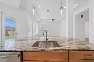 412 Rugged Rock Ln, New Caney, TX 77357 - Photo 5