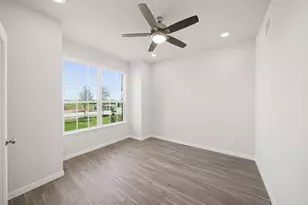 3052 Mistflower Trl, Brookshire, TX 77423 - Photo 9
