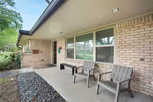 5643 Terwilliger Way, Houston, TX 77056 - Photo 29