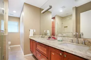 5643 Terwilliger Way, Houston, TX 77056 - Photo 23