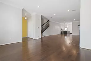 9419 Stonehouse Ln, Houston, TX 77025 - Photo 5