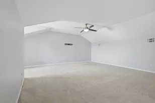 9419 Stonehouse Ln, Houston, TX 77025 - Photo 17