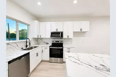 333 Delaware Street #B, Houston, TX 77029 - Photo 9