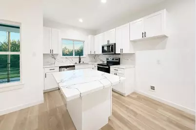 333 Delaware Street #B, Houston, TX 77029 - Photo 13