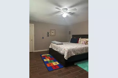 14407 Fleetwell Drive, Houston, TX 77045 - Photo 17