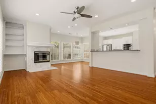 14207 Woodville Gardens Dr, Houston, TX 77077 - Photo 13