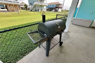 22810 Fresca St, Galveston, TX 77554 - Photo 23