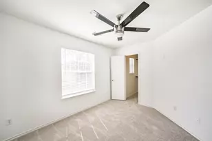 11823 Keystone Spring Way, Houston, TX 77089 - Photo 13