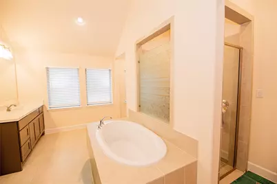 19211 Belmont Stakes Way, Tomball, TX 77377 - Photo 17