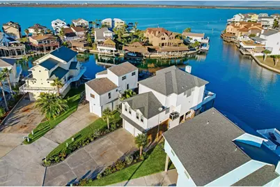 1834 Tiki Drive, Tiki Island, TX 77554 - Photo 41