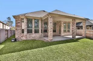 256 Sky Top Dr, Montgomery, TX 77316 - Photo 35