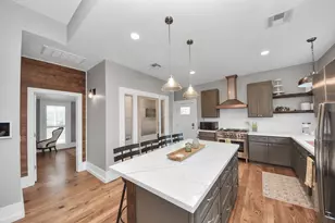 308 S Masonic St, Bellville, TX 77418 - Photo 13