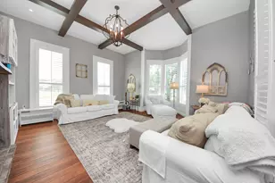 308 S Masonic St, Bellville, TX 77418 - Photo 5