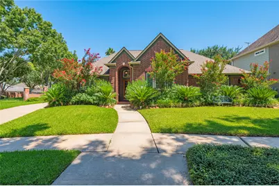 2025 Sandy Coast Circle, League City, TX 77573 - Photo 3