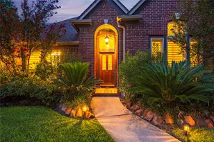 2025 Sandy Coast Cir, League City, TX 77573 - Photo 33