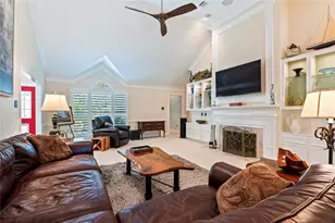 2025 Sandy Coast Cir, League City, TX 77573 - Photo 11