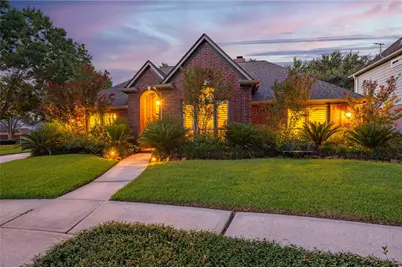 2025 Sandy Coast Circle, League City, TX 77573 - Photo 5