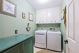 2025 Sandy Coast Cir, League City, TX 77573 - Photo 35