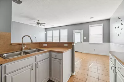 14307 Mirkwood Lane, Houston, TX 77014 - Photo 9