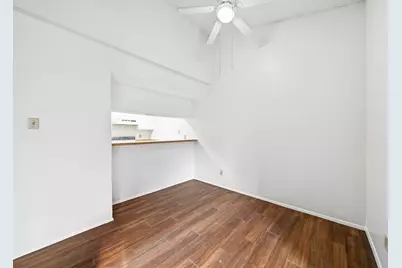 7116 N Holiday Drive, Galveston, TX 77550 - Photo 5