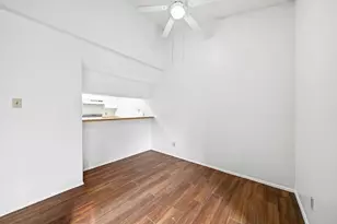 7116 N Holiday Dr, Galveston, TX 77550 - Photo 5