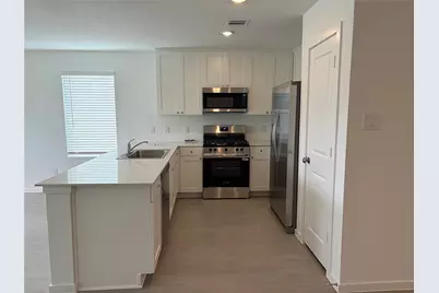 940 Woodhaven Lakes Drive, La Marque, TX 77568 - Photo 9