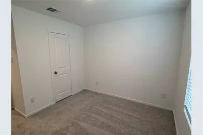 940 Woodhaven Lakes Drive, La Marque, TX 77568 - Photo 5