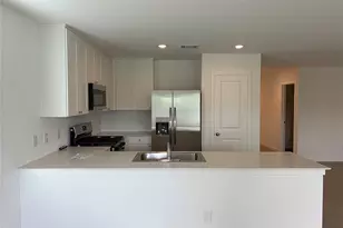 940 Woodhaven Lks Dr, La Marque, TX 77568 - Photo 11