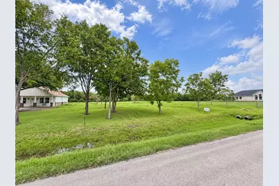 Tbd Virginia Avenue, League City, TX 77573 - Photo 1