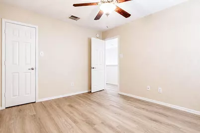 10311 Whisper Bluff Drive, Humble, TX 77396 - Photo 17