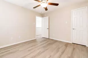 10311 Whisper Bluff Dr, Humble, TX 77396 - Photo 15